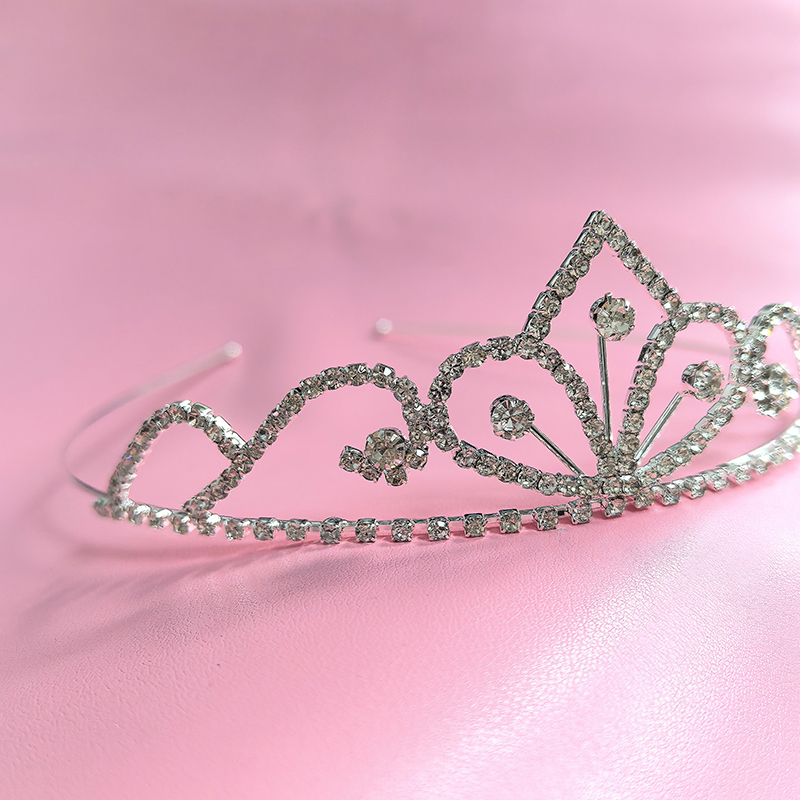 Tech Accessories For Women - Silver Color Rhinestone Bridal Crown Luxury