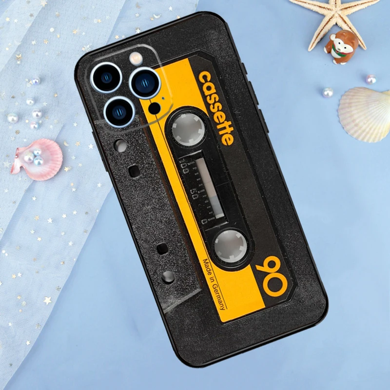 Vintage Cassette tape retro st - đánh giá và giá Tech Accessories Apple